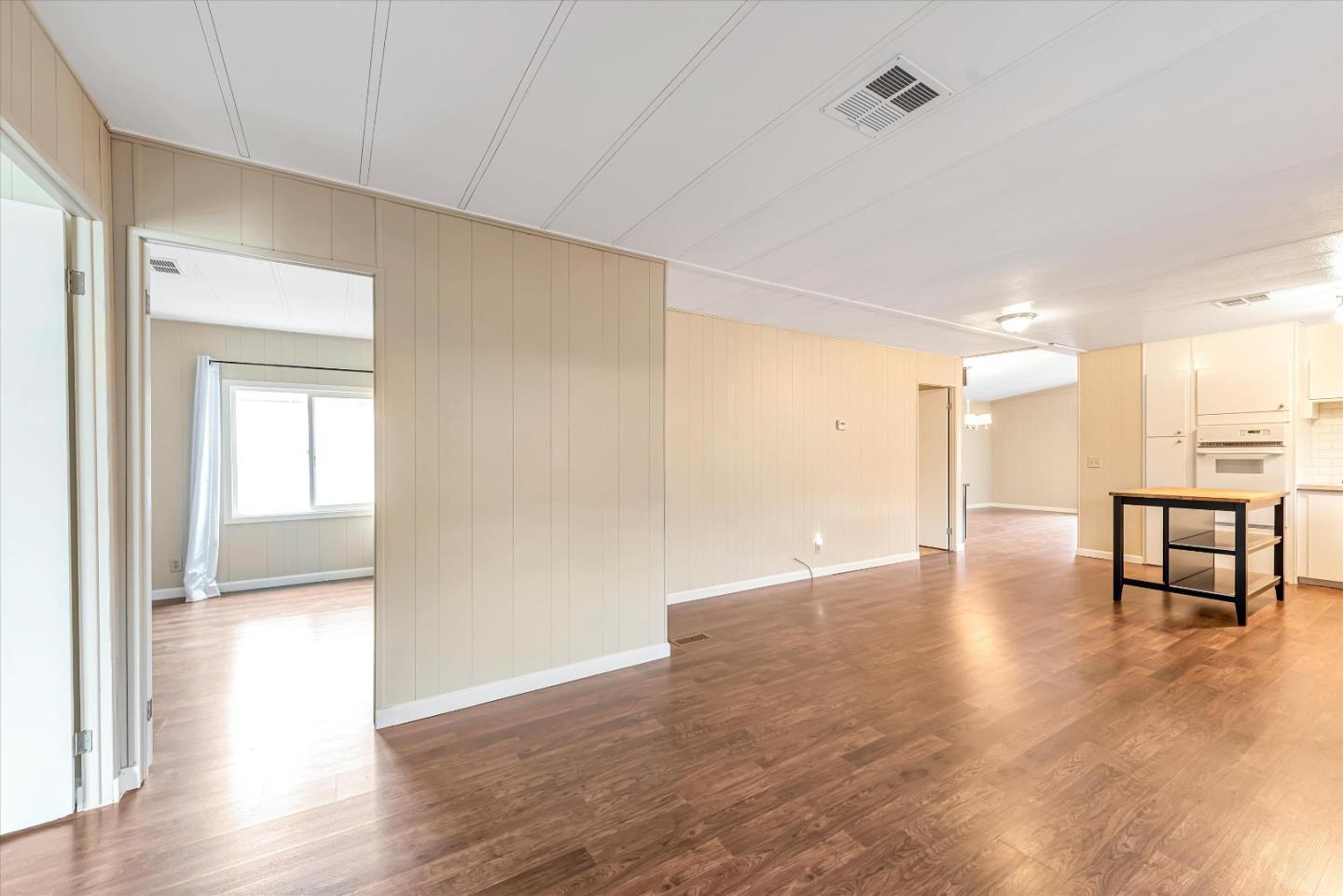 Detail Gallery Image 10 of 17 For 723 Millstream Dr #723,  San Jose,  CA 95125 - 2 Beds | 2 Baths
