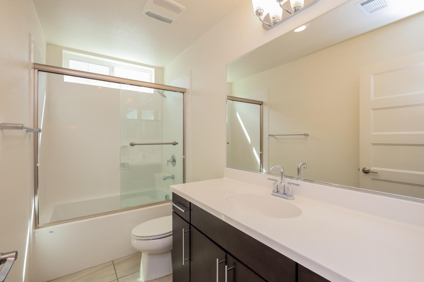 Detail Gallery Image 24 of 25 For 158 Agustin Narvaez St, San Jose,  CA 95136 - 5 Beds | 4 Baths