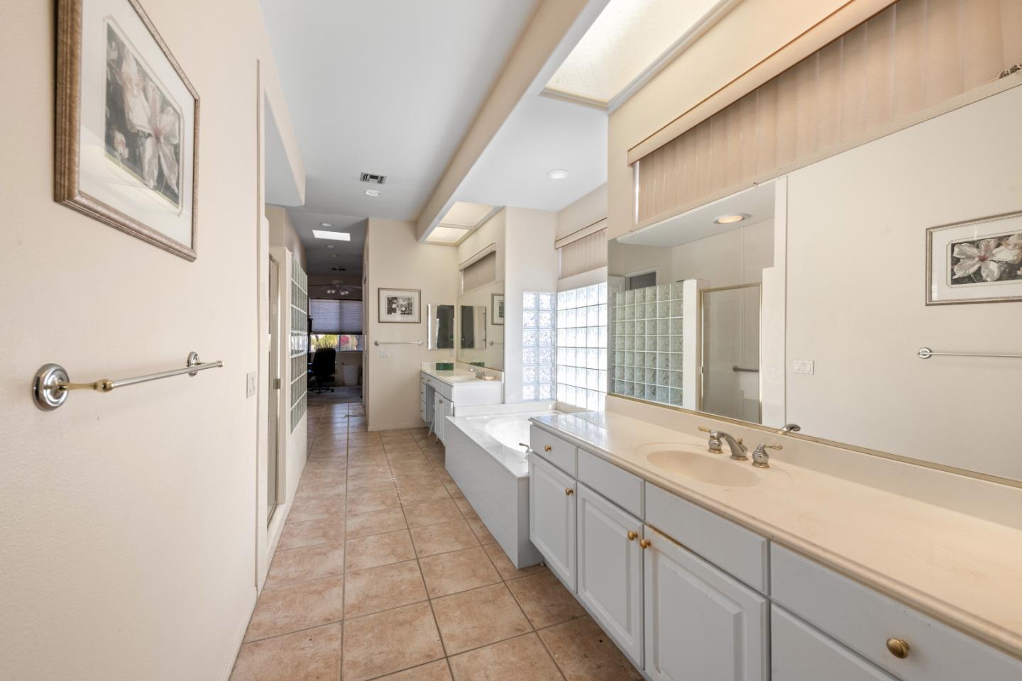 Detail Gallery Image 15 of 50 For 78311 Allegro Dr, Palm Desert,  CA 92211 - 3 Beds | 3/1 Baths