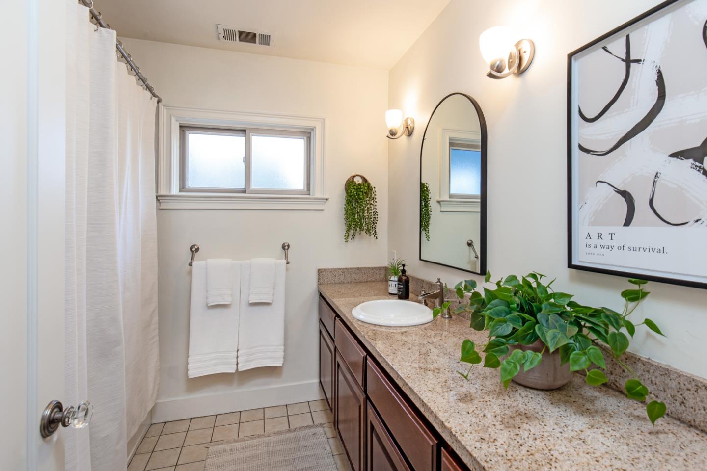 Detail Gallery Image 17 of 27 For 1336 W Dana St, Mountain View,  CA 94041 - 3 Beds | 2 Baths