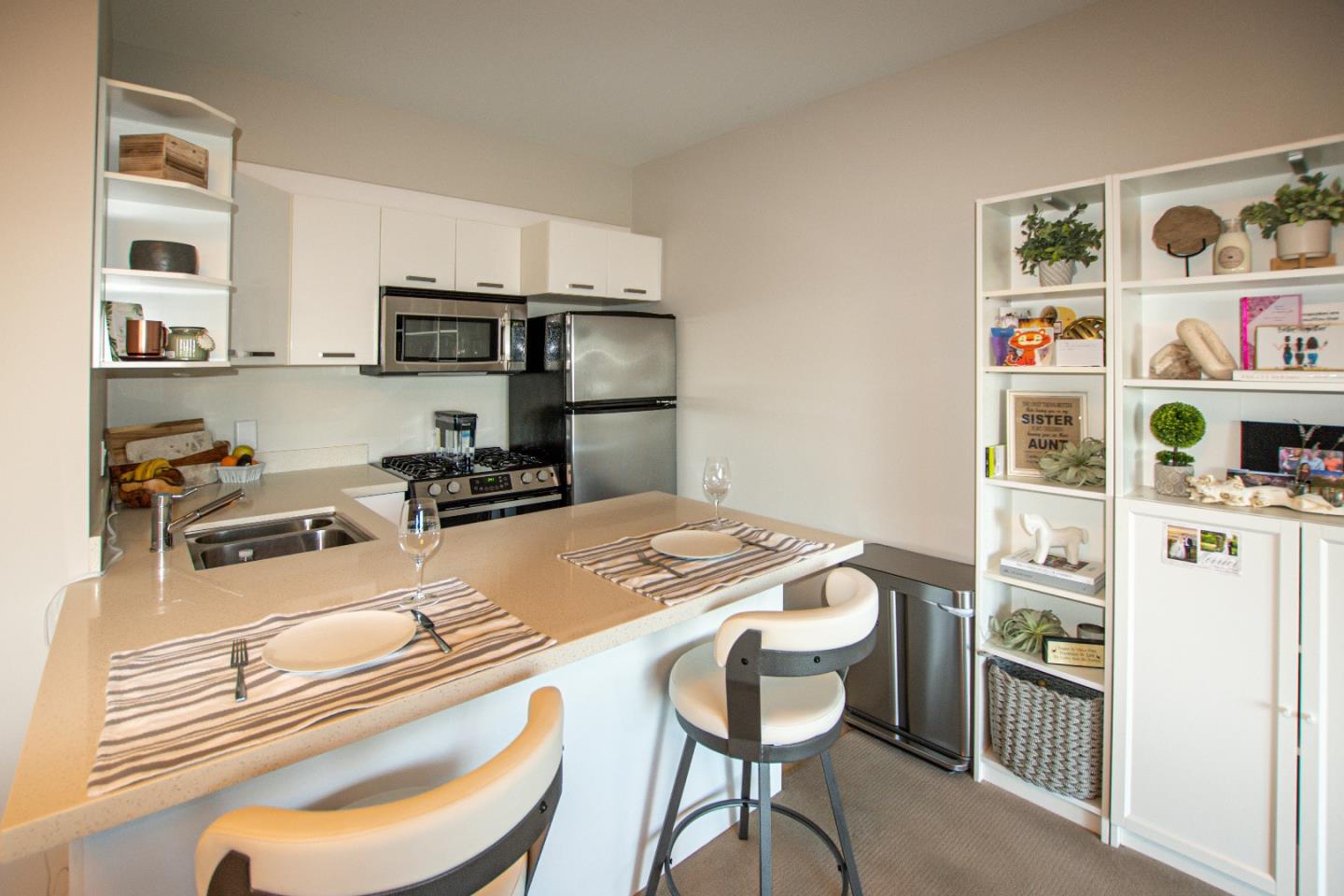 Detail Gallery Image 44 of 56 For 24860 Olive Tree Ln, Los Altos Hills,  CA 94024 - 7 Beds | 5/1 Baths