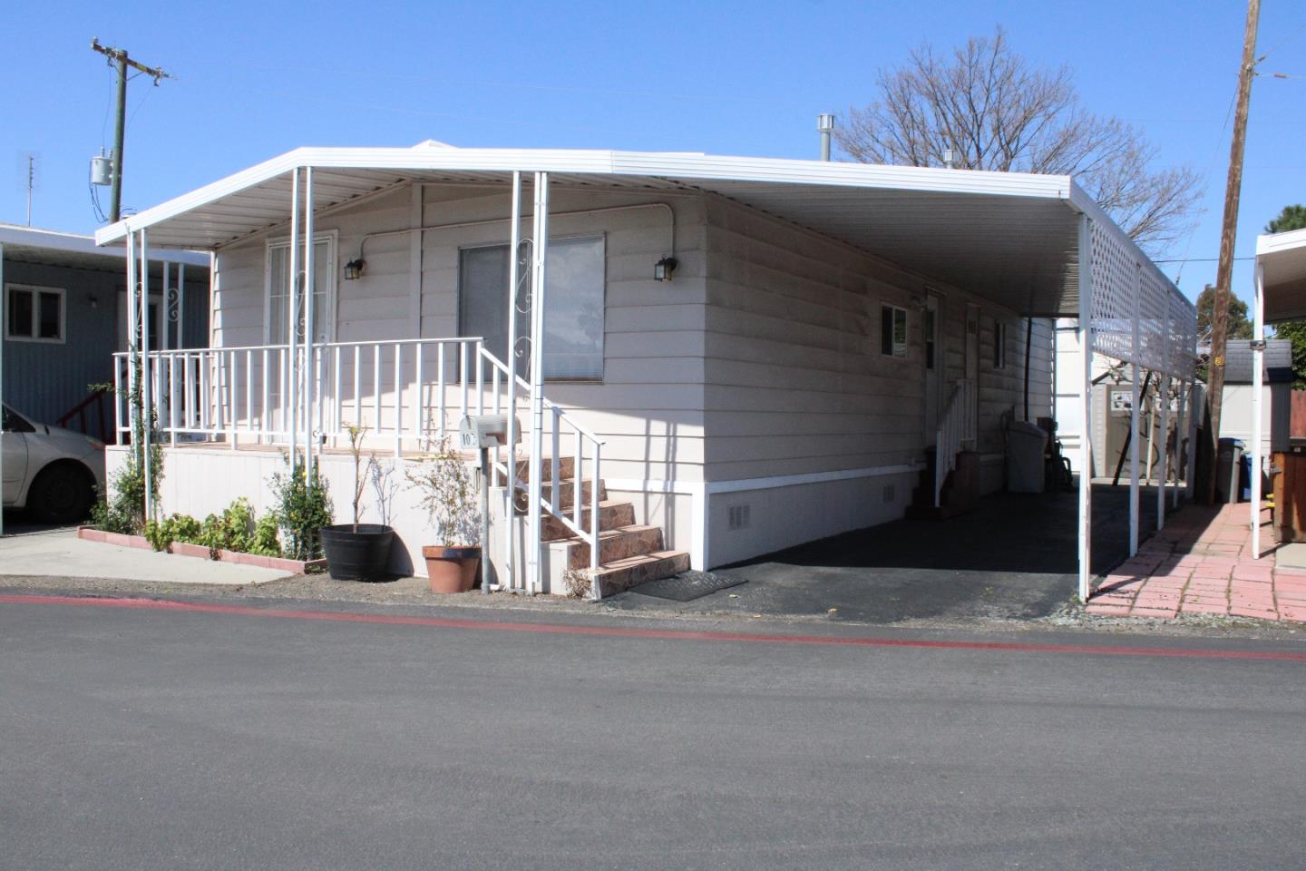 Detail Gallery Image 1 of 1 For 2150 Monterey Rd #107,  San Jose,  CA 95112 - 2 Beds | 2 Baths