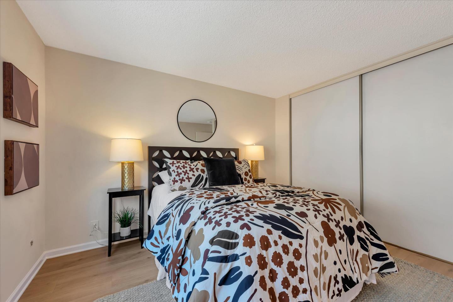 Detail Gallery Image 20 of 35 For 2466 W Bayshore Rd #5,  Palo Alto,  CA 94303 - 2 Beds | 1 Baths