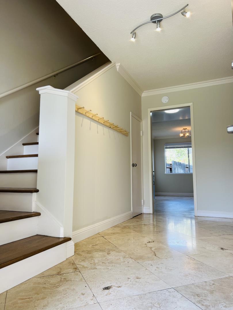 Detail Gallery Image 1 of 1 For 831 Comet Dr, Foster City,  CA 94404 - 3 Beds | 2/1 Baths