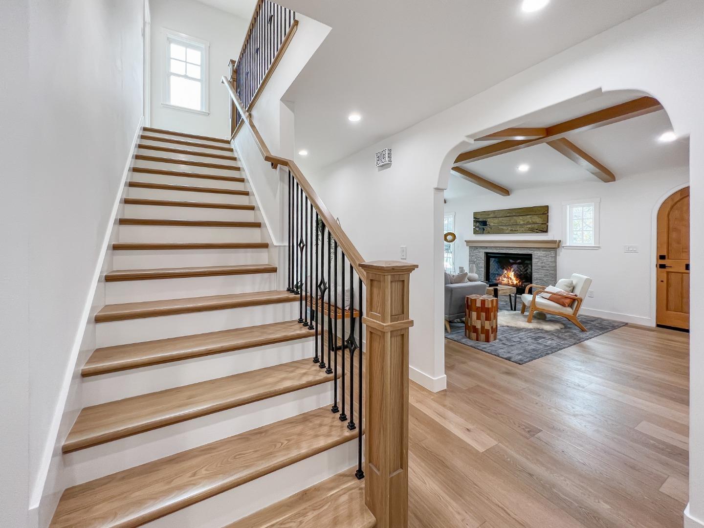 Detail Gallery Image 33 of 87 For 1720 Lincoln Ave, San Jose,  CA 95125 - 6 Beds | 5/1 Baths