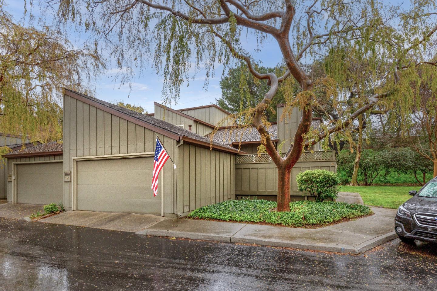 Detail Gallery Image 1 of 1 For 107 Charter Oaks Cir, Los Gatos,  CA 95032 - 3 Beds | 2 Baths