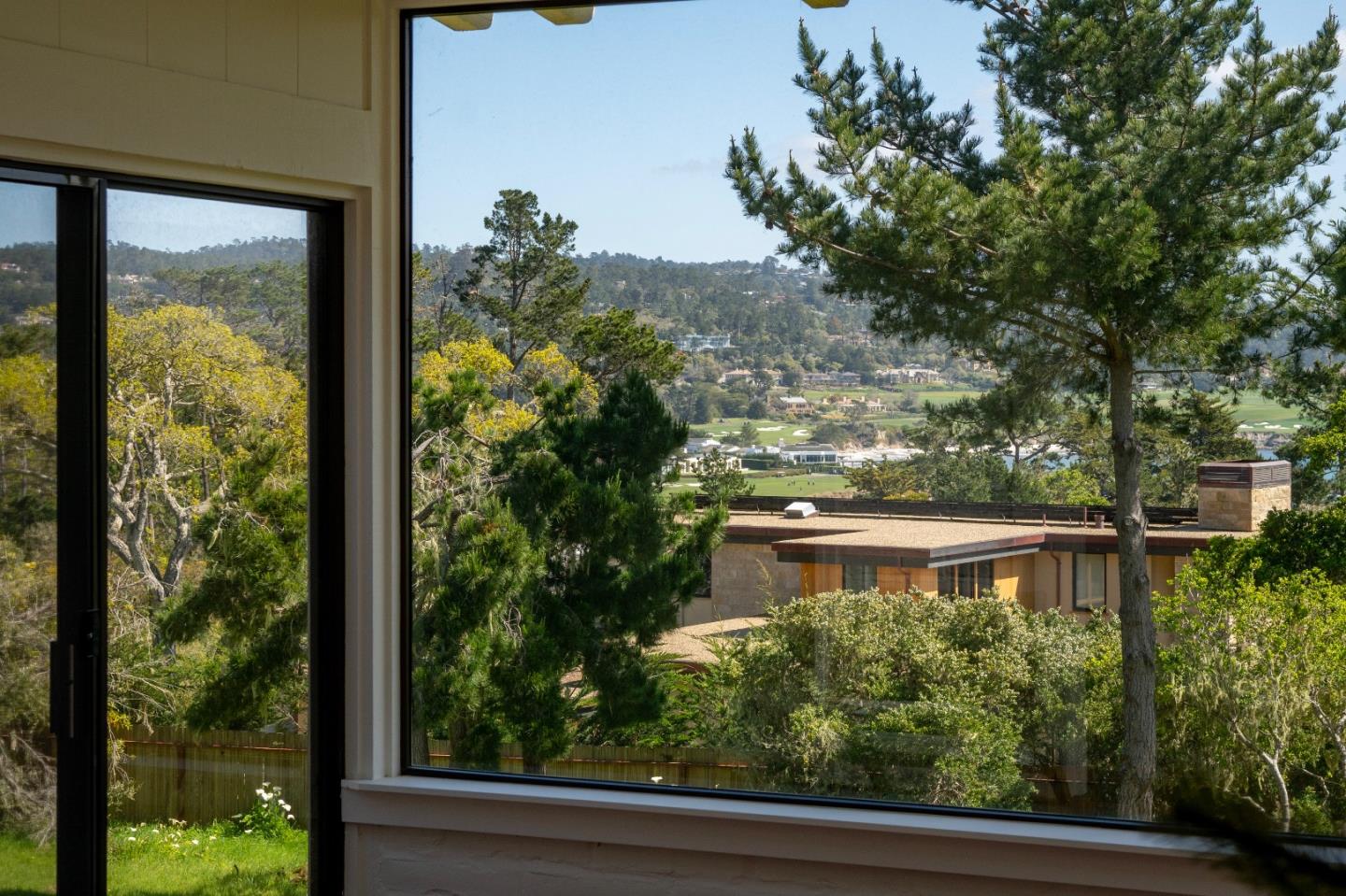 Detail Gallery Image 7 of 30 For 1472 Padre Ln, Pebble Beach,  CA 93953 - 4 Beds | 4 Baths