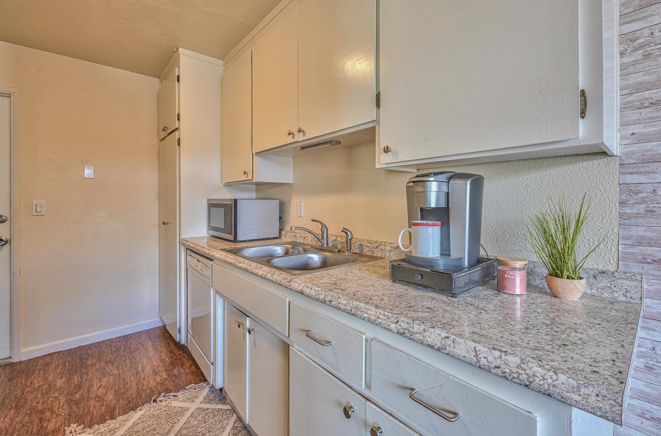 1553 Valdez Cir, Salinas, CA 93906 photo 12