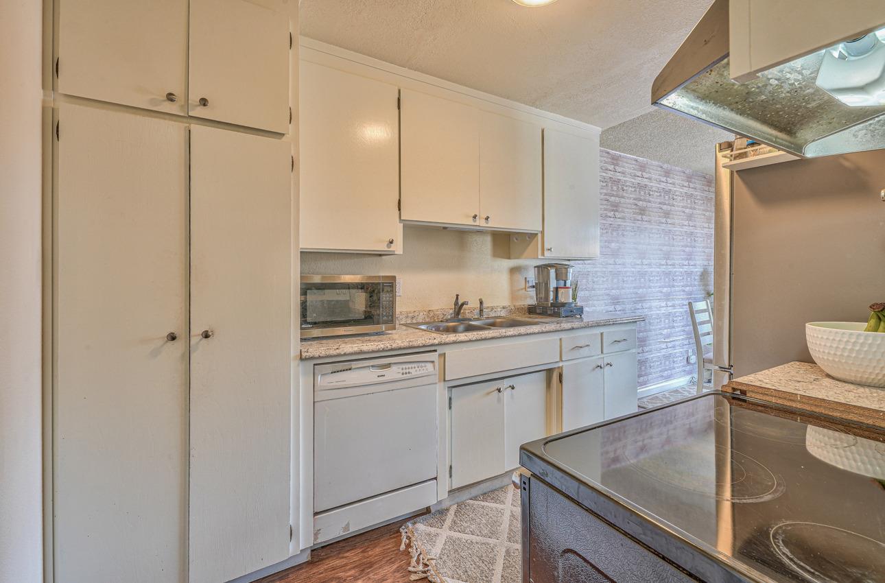 1553 Valdez Cir, Salinas, CA 93906 photo 14