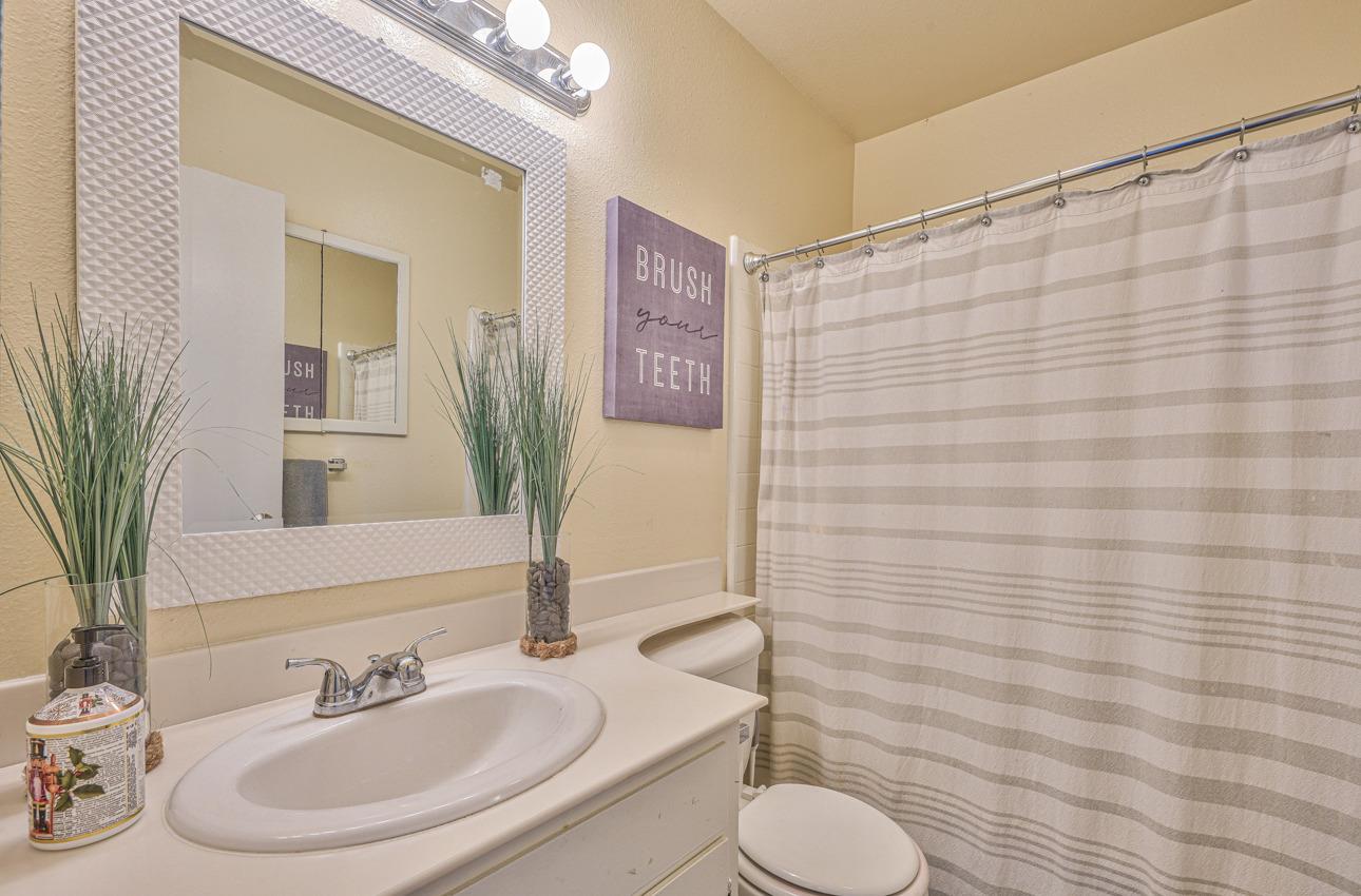 1553 Valdez Cir, Salinas, CA 93906 photo 23