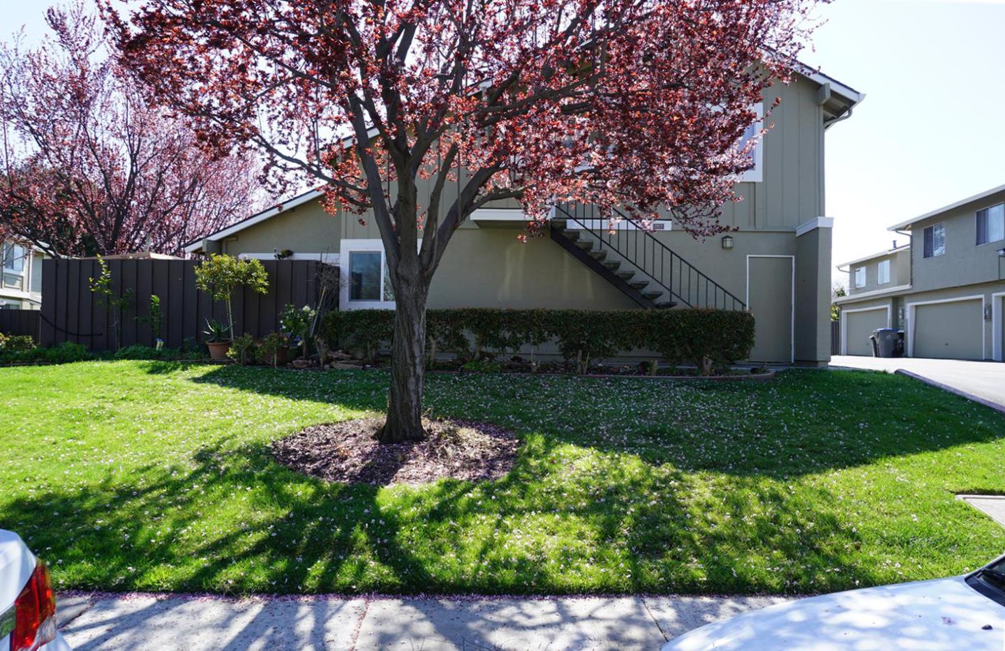 Detail Gallery Image 1 of 1 For 2340 Warfield Way #B,  San Jose,  CA 95122 - 2 Beds | 1 Baths