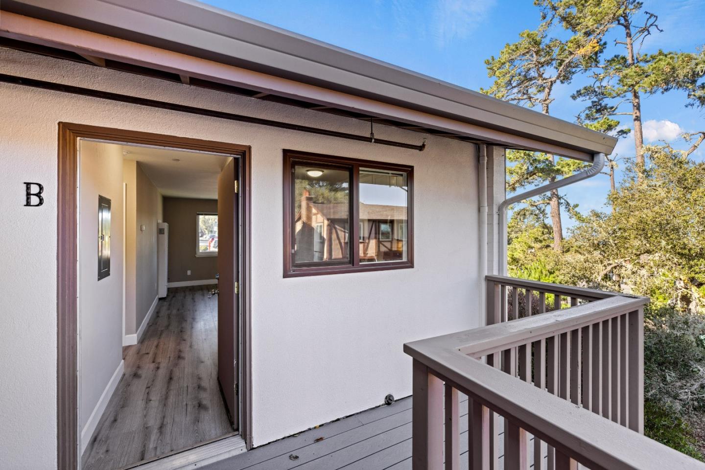 Detail Gallery Image 5 of 41 For 1149 Forest Ave, Pacific Grove,  CA 93950 - – Beds | – Baths
