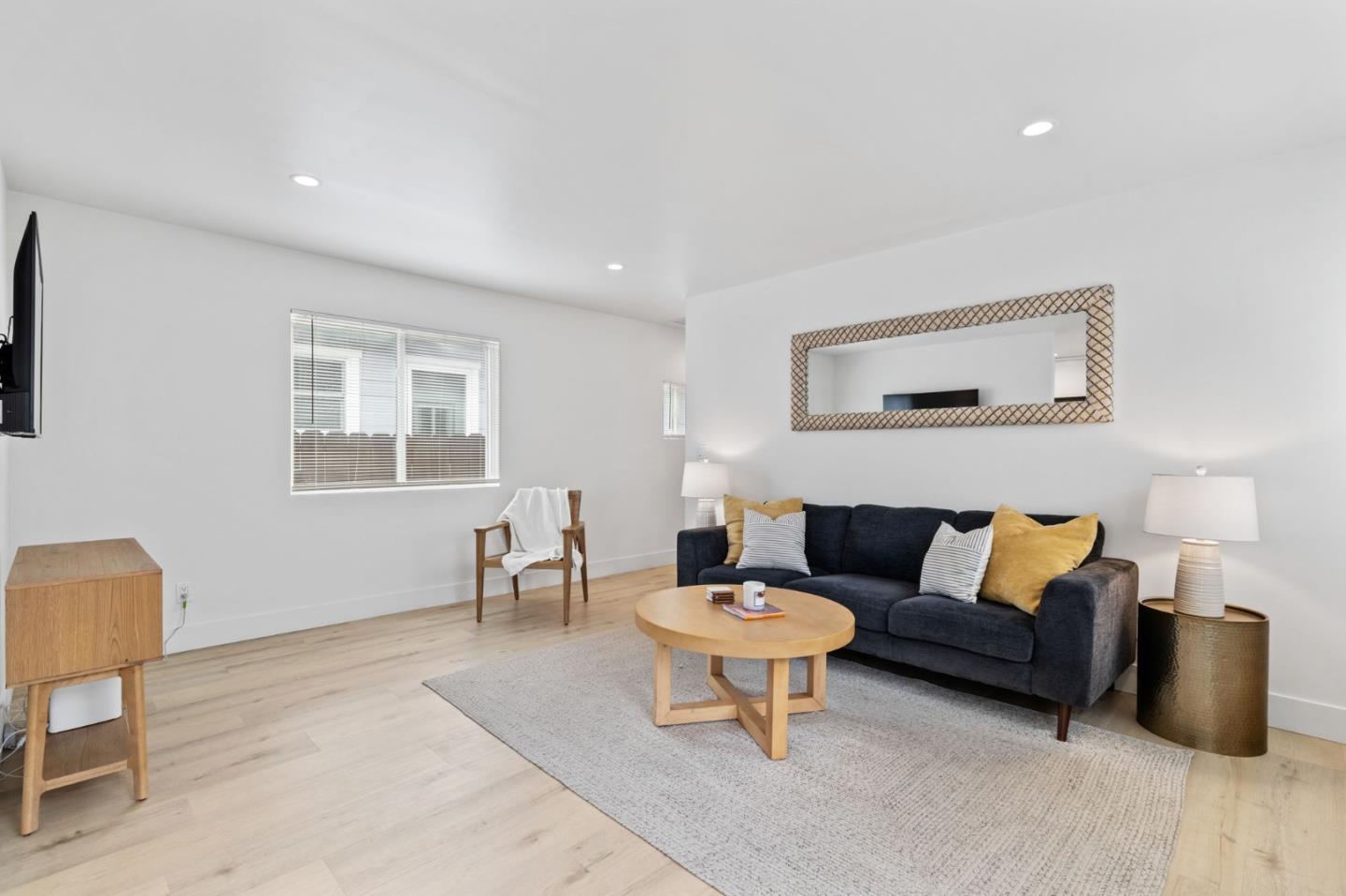 1148 Davis St, Redwood City, CA 94061 photo 4