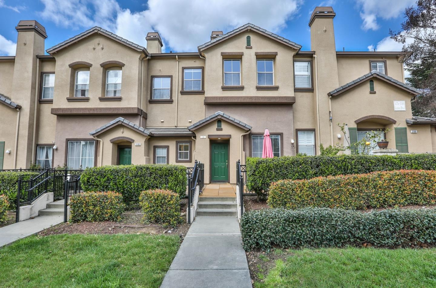 Detail Gallery Image 1 of 1 For 3184 Vinifera Dr, San Jose,  CA 95135 - 3 Beds | 2/1 Baths