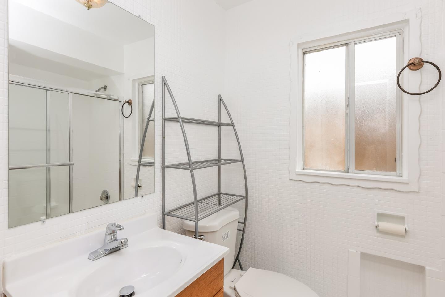 Detail Gallery Image 23 of 25 For 9311 Sunnyside St, Oakland,  CA 94603 - 3 Beds | 2 Baths