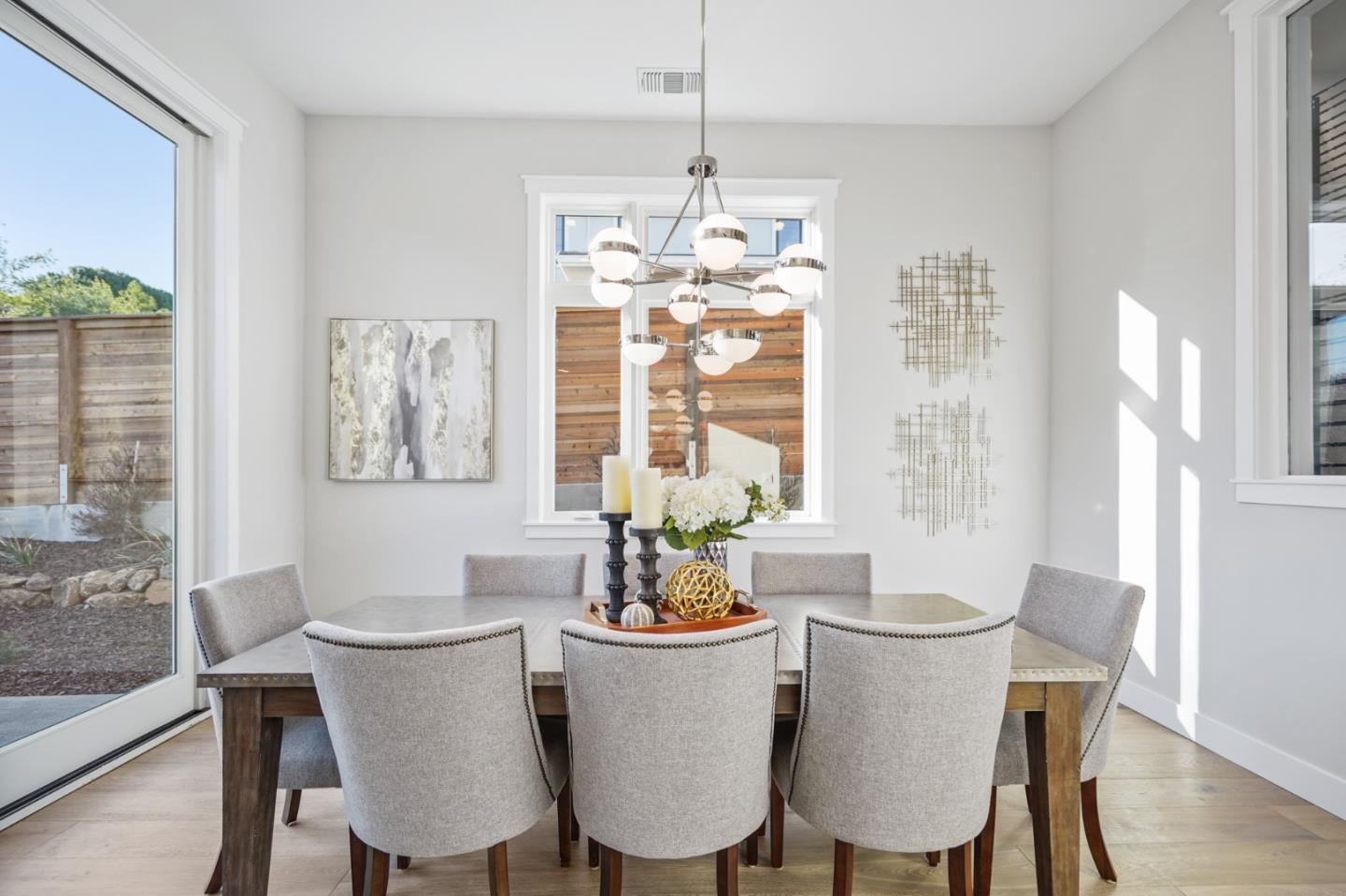 Detail Gallery Image 20 of 61 For 115 Wika Ranch Ct, Redwood City,  CA 94062 - 5 Beds | 4/1 Baths