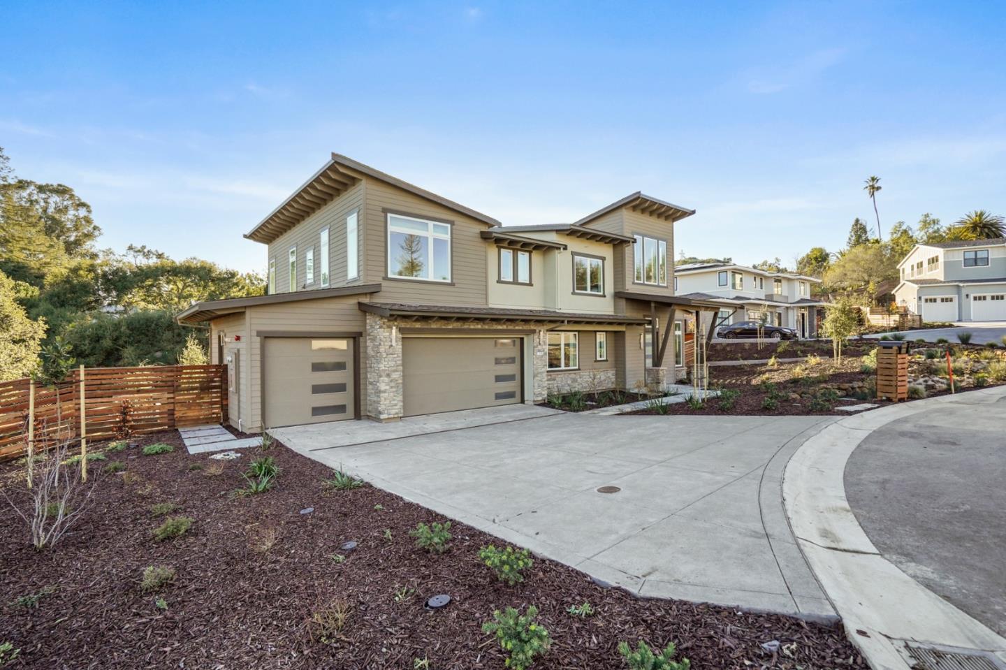 Detail Gallery Image 3 of 61 For 115 Wika Ranch Ct, Redwood City,  CA 94062 - 5 Beds | 4/1 Baths