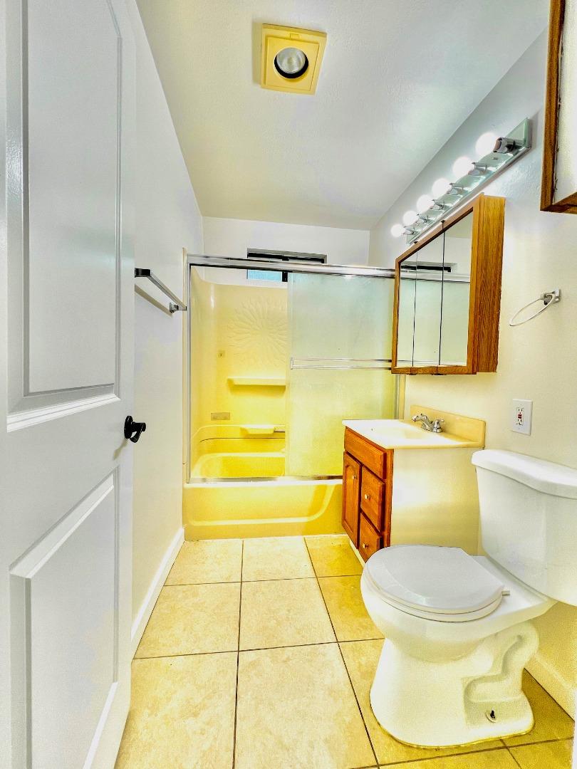 Detail Gallery Image 19 of 20 For 4621 Iowa Ave, Sacramento,  CA 95824 - 3 Beds | 1 Baths