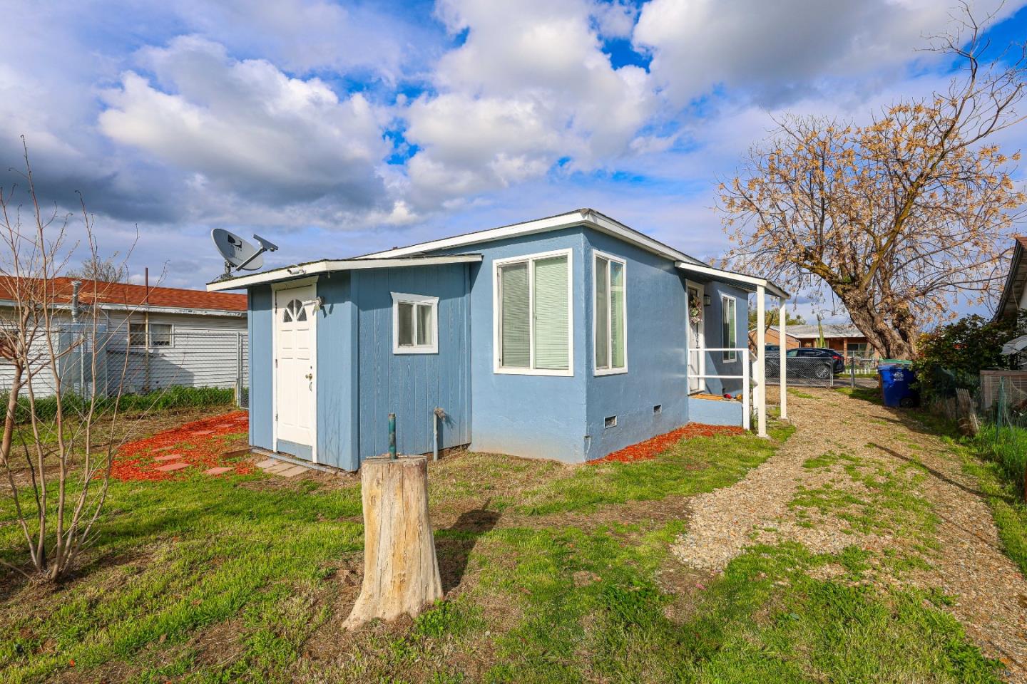 1534 Defender St, Chowchilla, CA 93610 photo 4
