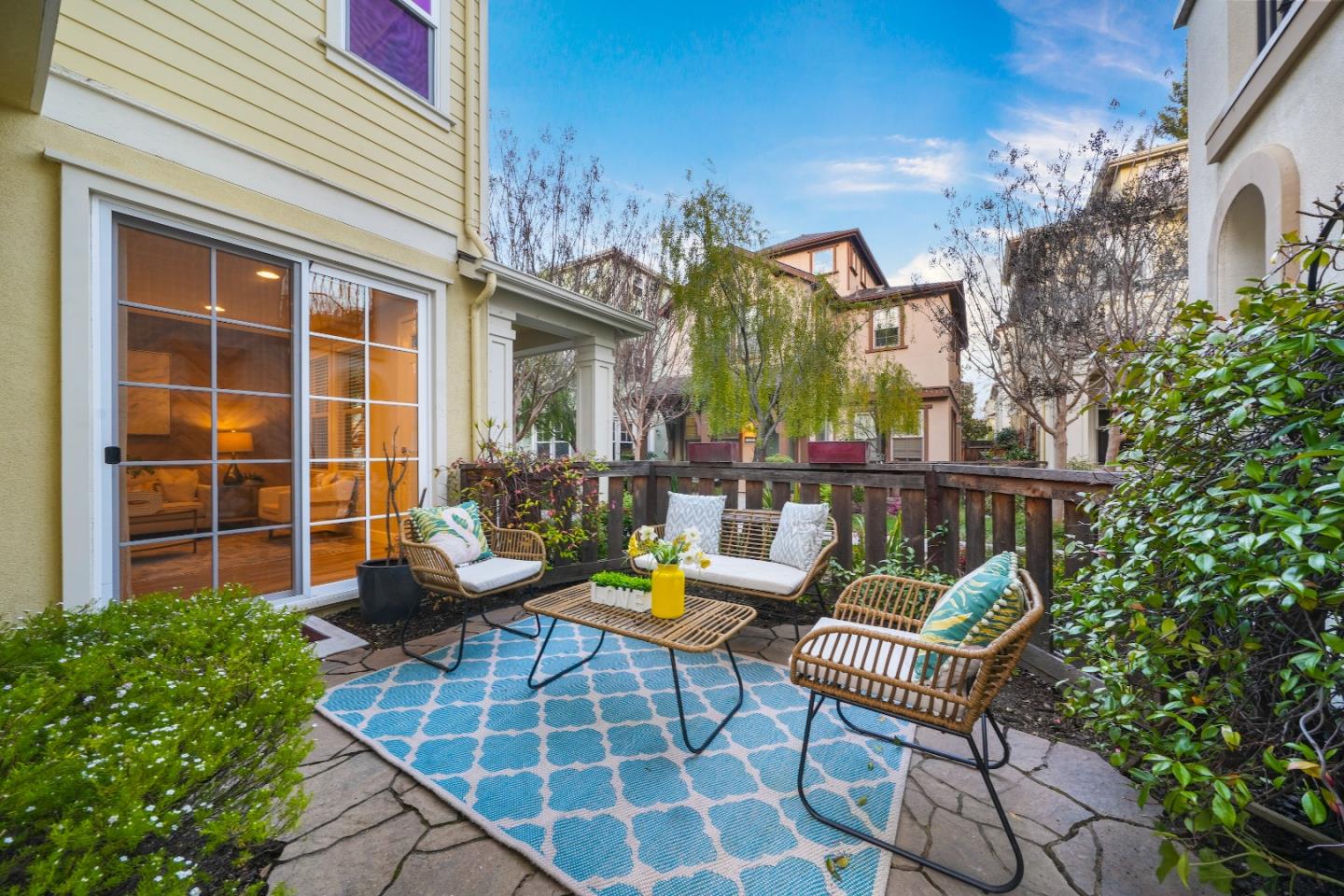 136 Avellino Way, Mountain View, CA 94043 4 Beds 3/1 Baths