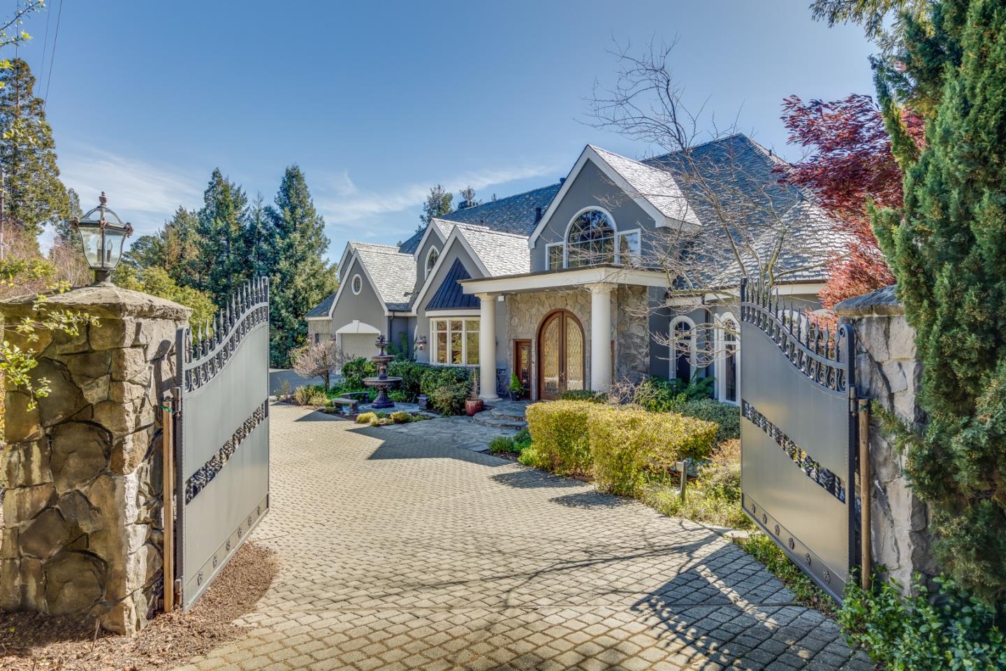Detail Gallery Image 2 of 76 For 23454 Sunset Dr, Los Gatos,  CA 95033 - 4 Beds | 5/2 Baths