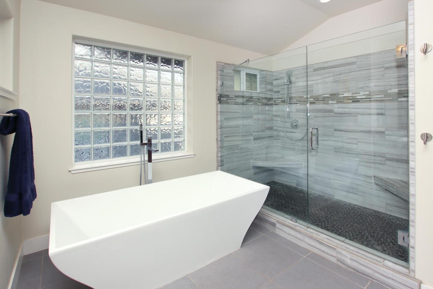 Detail Gallery Image 21 of 31 For 97 Misty Ct, Santa Cruz,  CA 95060 - 4 Beds | 3 Baths