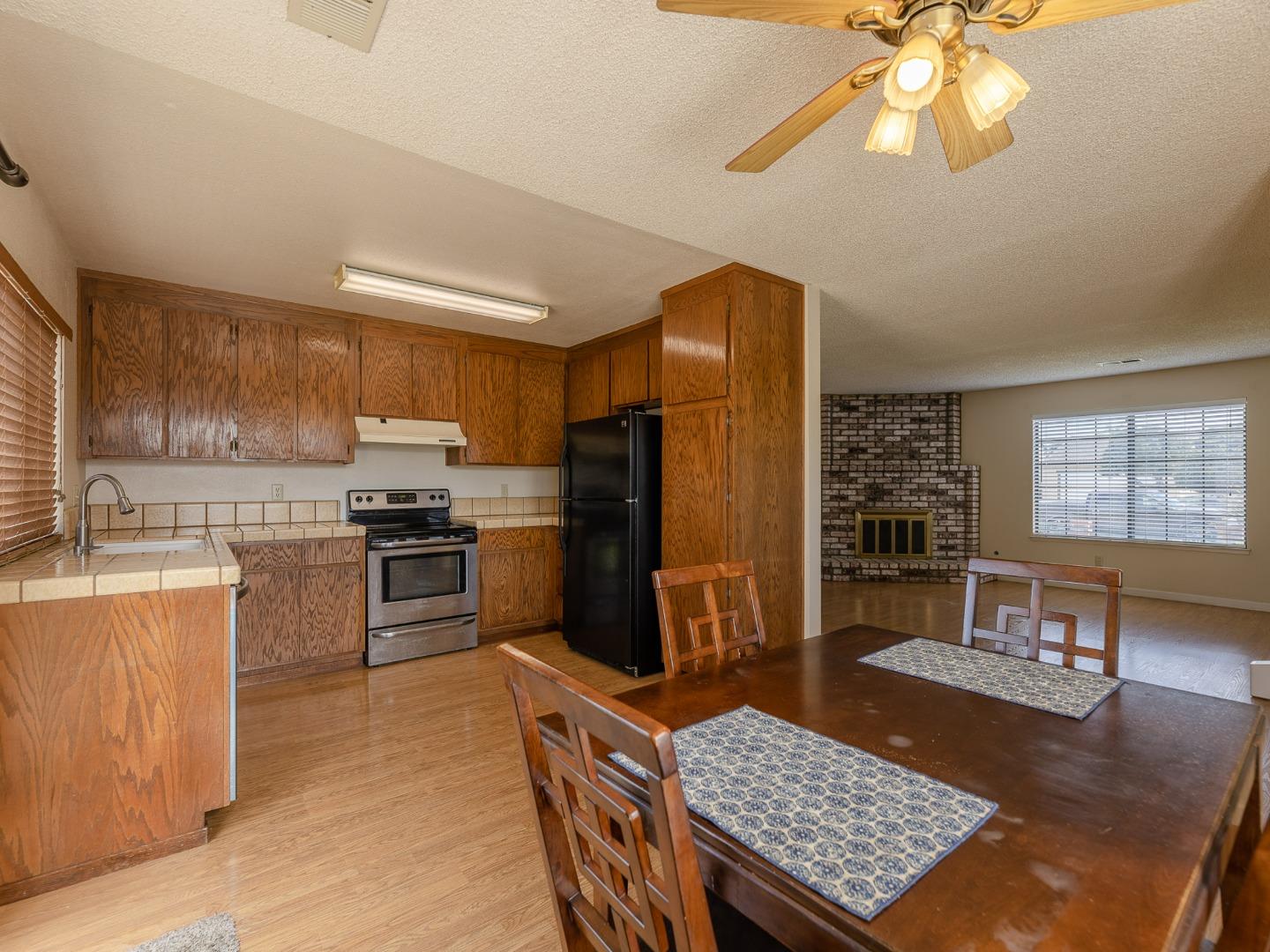 513 Powell St, Salinas, CA 93907 photo 10
