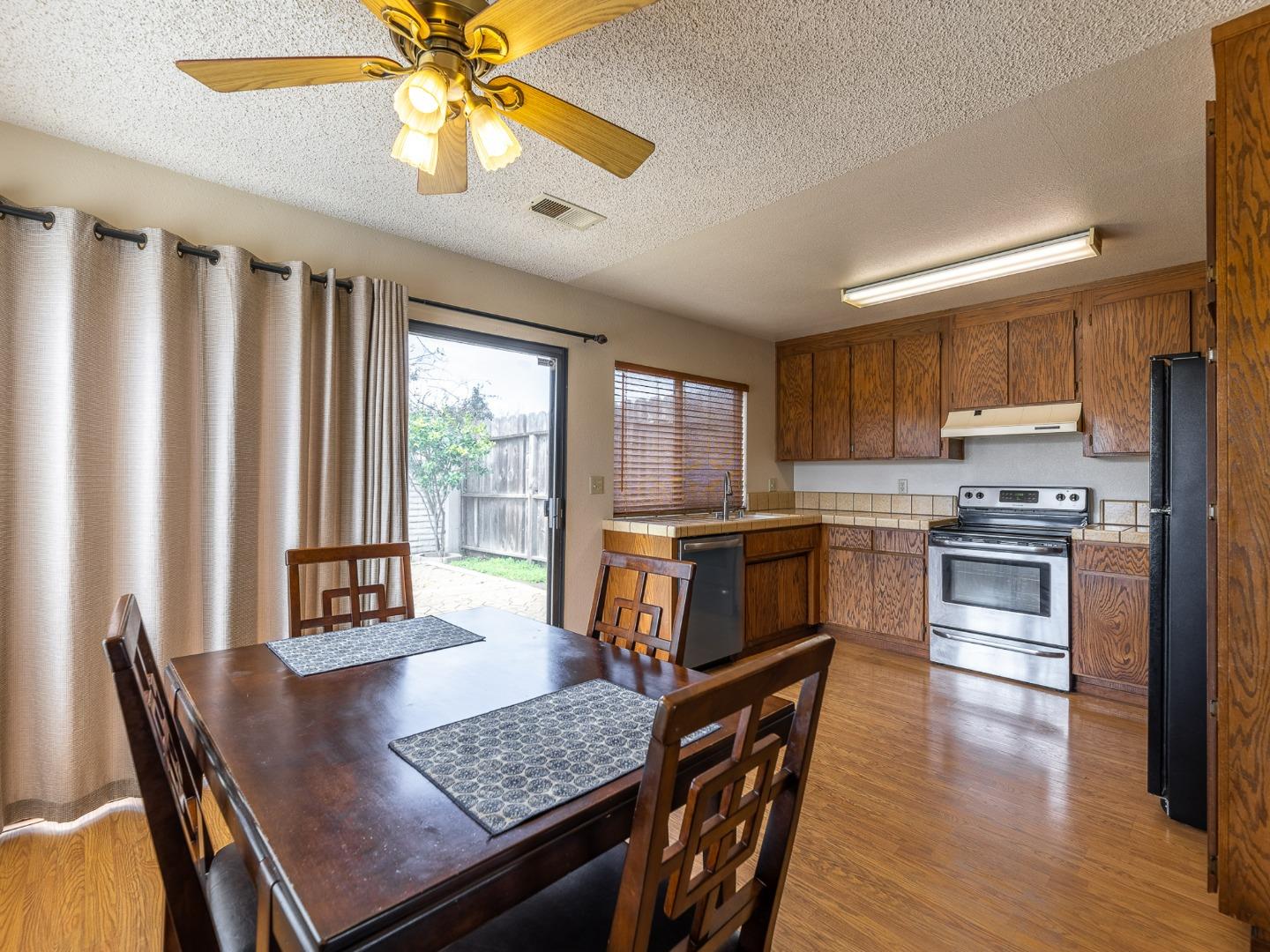 513 Powell St, Salinas, CA 93907 photo 9
