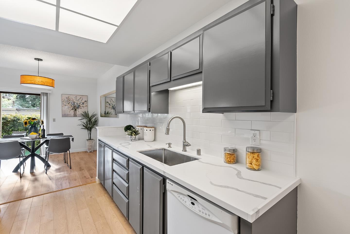 1282 Woodside Rd, Redwood City, CA 94061 photo 9