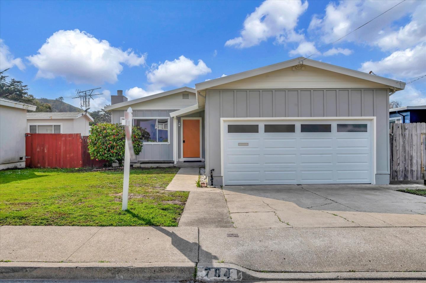 Detail Gallery Image 1 of 1 For 784 Arleen Way, Pacifica,  CA 94044 - 4 Beds | 2 Baths