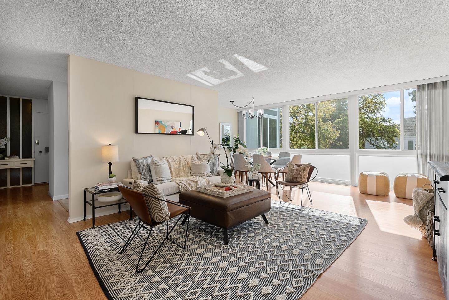 Detail Gallery Image 1 of 1 For 6 Seville Way #202,  San Mateo,  CA 94402 - 2 Beds | 1 Baths