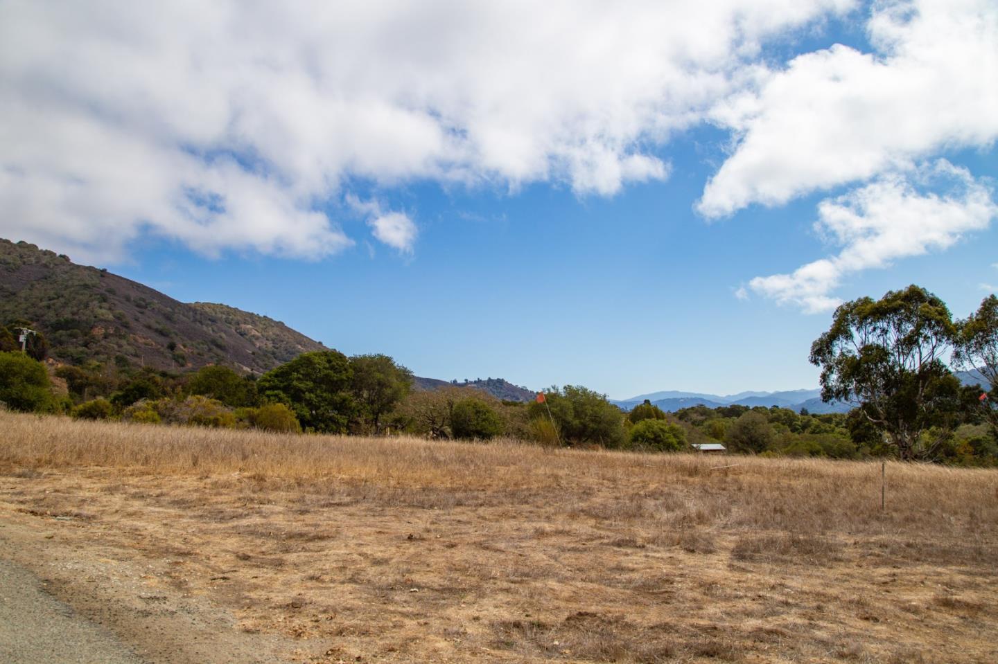 Detail Gallery Image 15 of 16 For 39 Encina Dr, Carmel Valley,  CA 93924 - – Beds | – Baths