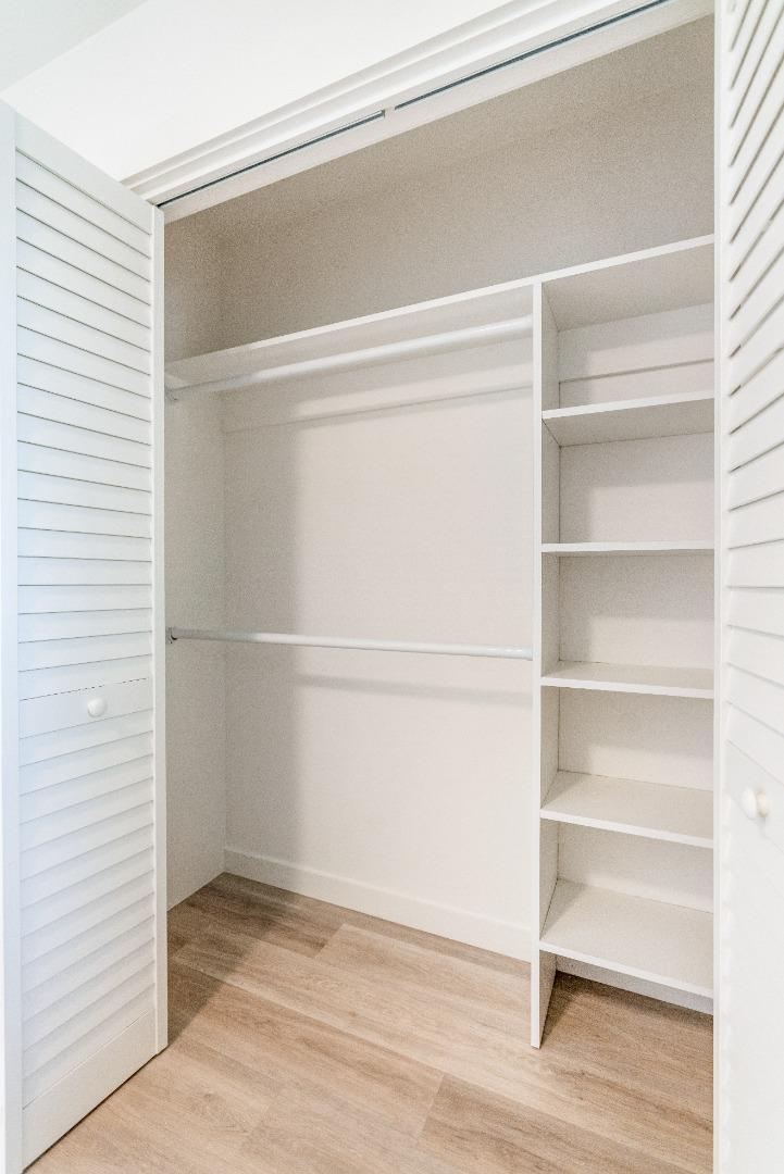 Detail Gallery Image 8 of 18 For 1133 El Camino Real, Burlingame,  CA 94010 - – Beds | – Baths