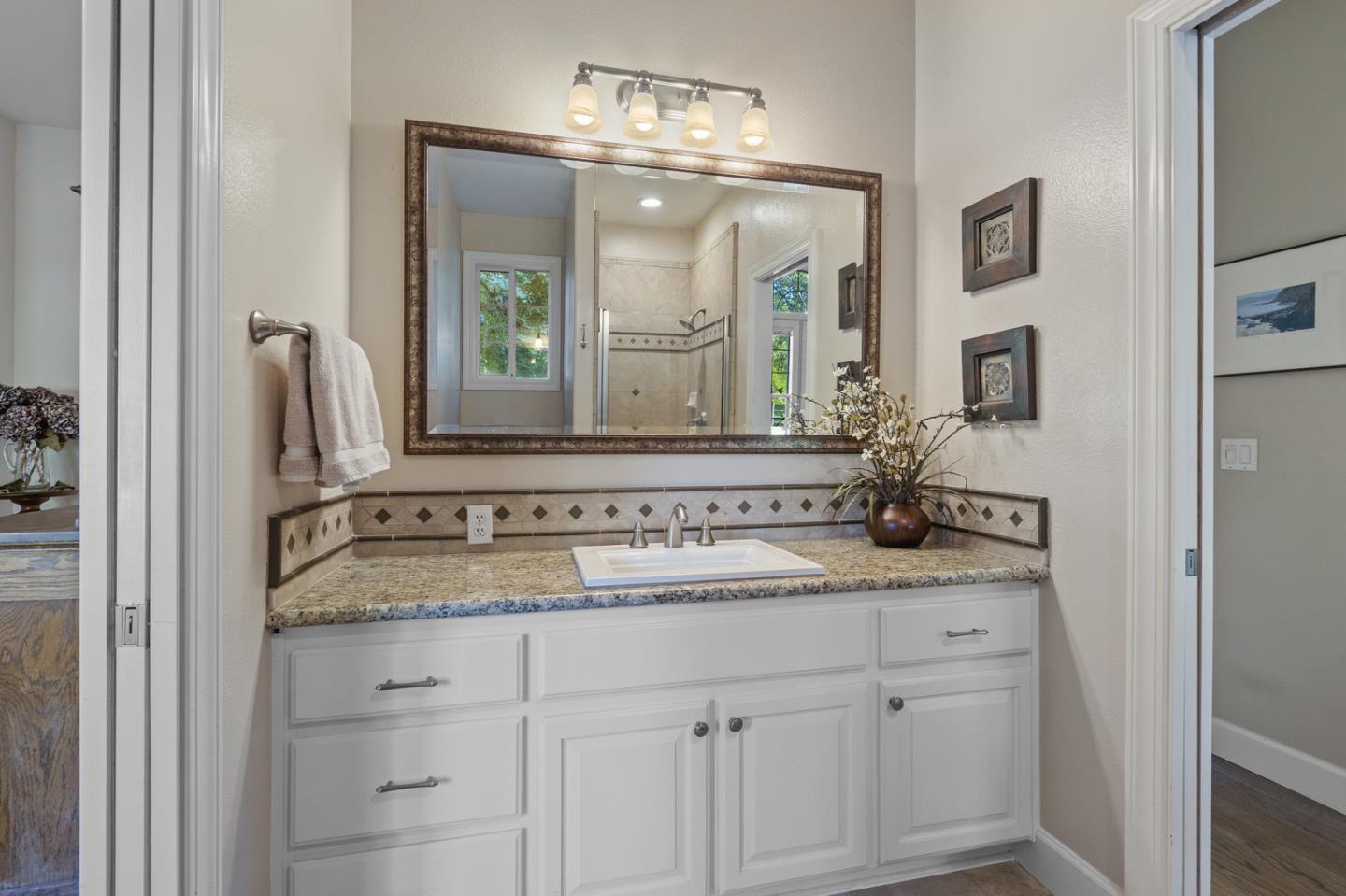Detail Gallery Image 29 of 54 For 9571 via Del Oro, Gilroy,  CA 95020 - 4 Beds | 4/1 Baths