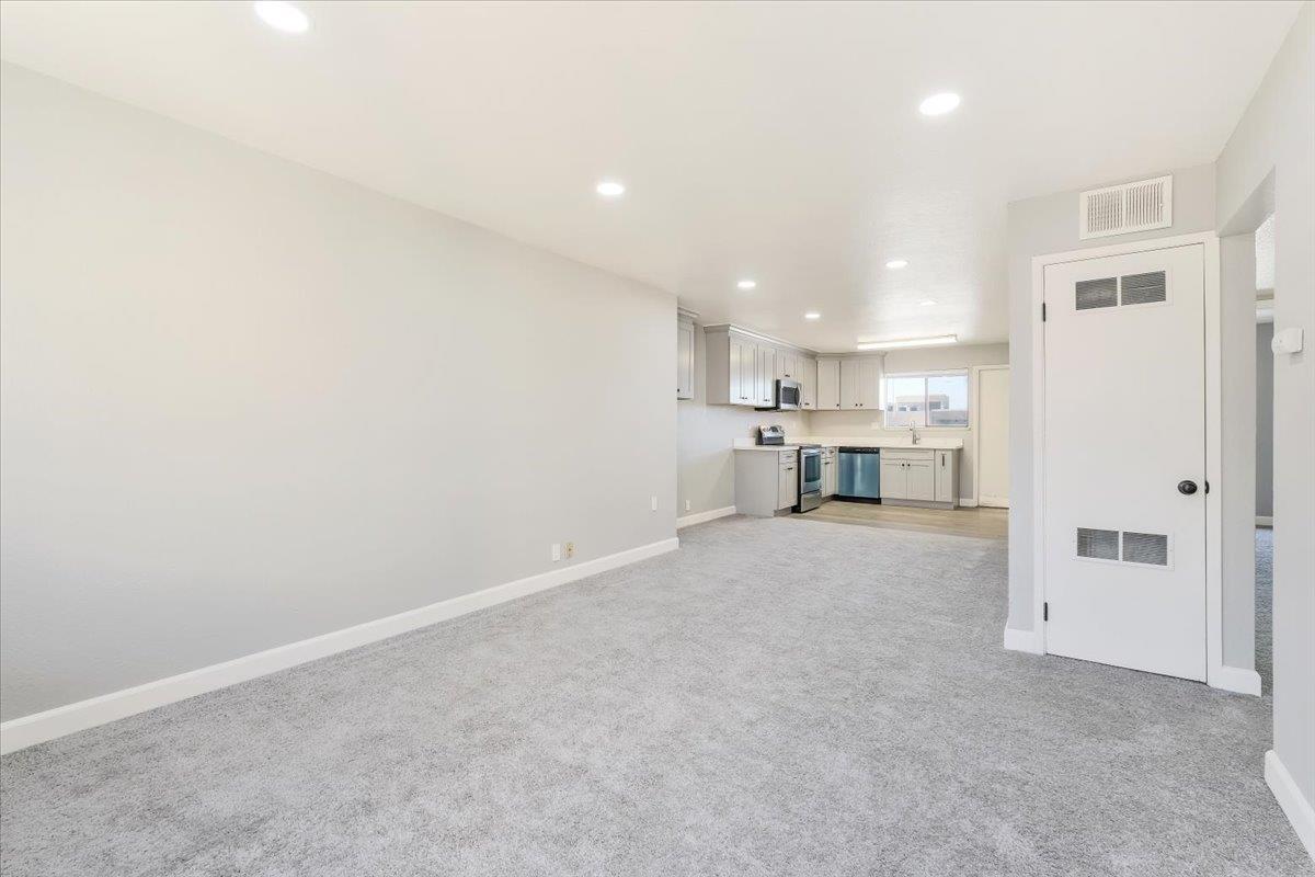 Detail Gallery Image 1 of 1 For 1851 Harrison St #6,  Concord,  CA 94520 - 2 Beds | 1 Baths