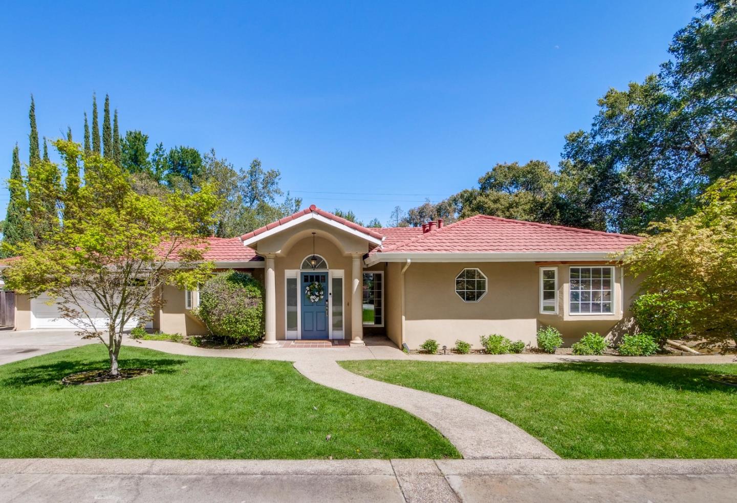 Detail Gallery Image 1 of 1 For 492 Deodara Dr, Los Altos,  CA 94024 - 5 Beds | 4 Baths