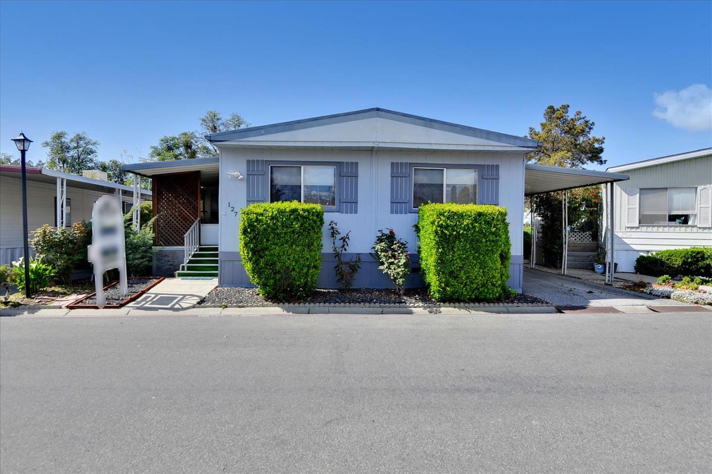 Detail Gallery Image 1 of 1 For 127 El Bosque Dr. #127,  San Jose,  CA 95134 - 3 Beds | 2 Baths