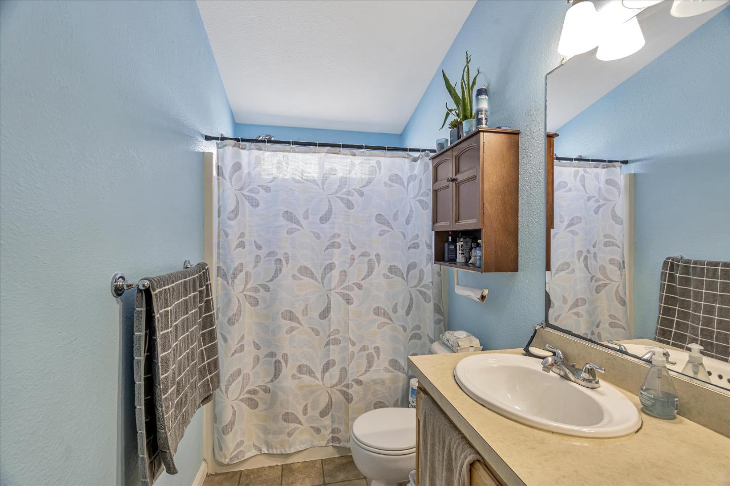 Detail Gallery Image 27 of 34 For 2135 Little Orchard St #56,  San Jose,  CA 95125 - 3 Beds | 2 Baths
