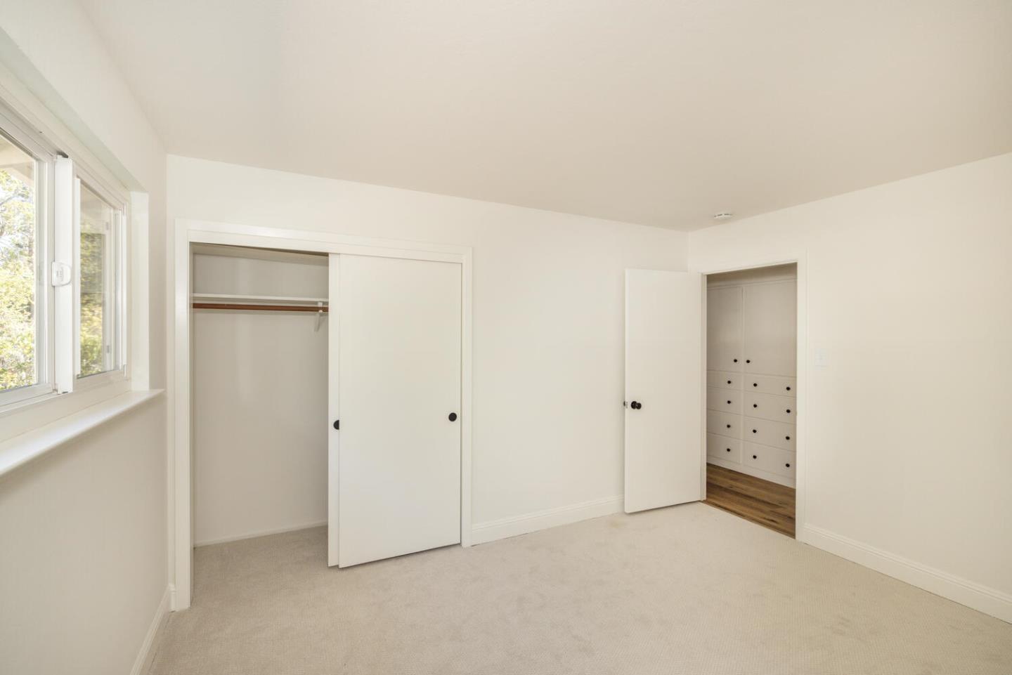 Detail Gallery Image 21 of 33 For 891 Moana Ct, Palo Alto,  CA 94306 - 4 Beds | 2 Baths