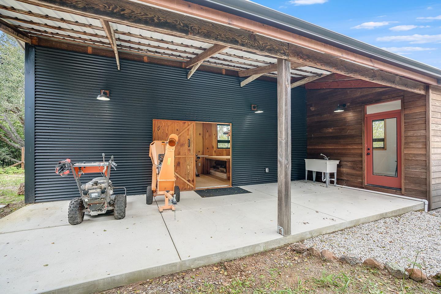 Detail Gallery Image 125 of 161 For 4260 Paul Sweet Rd, Santa Cruz,  CA 95065 - 5 Beds | 4/1 Baths