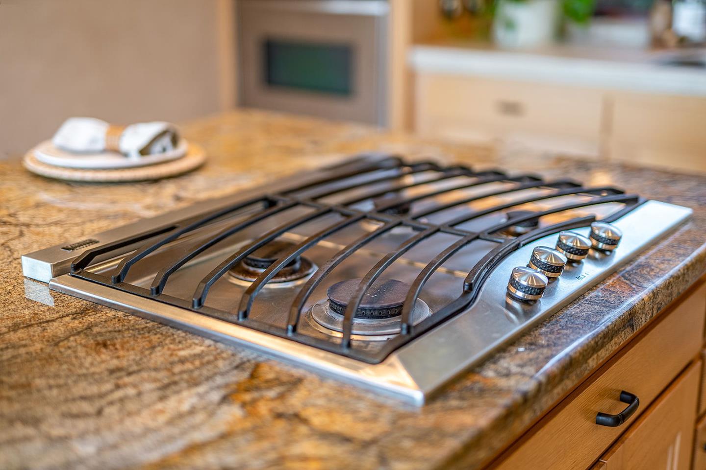 Detail Gallery Image 22 of 161 For 4260 Paul Sweet Rd, Santa Cruz,  CA 95065 - 5 Beds | 4/1 Baths