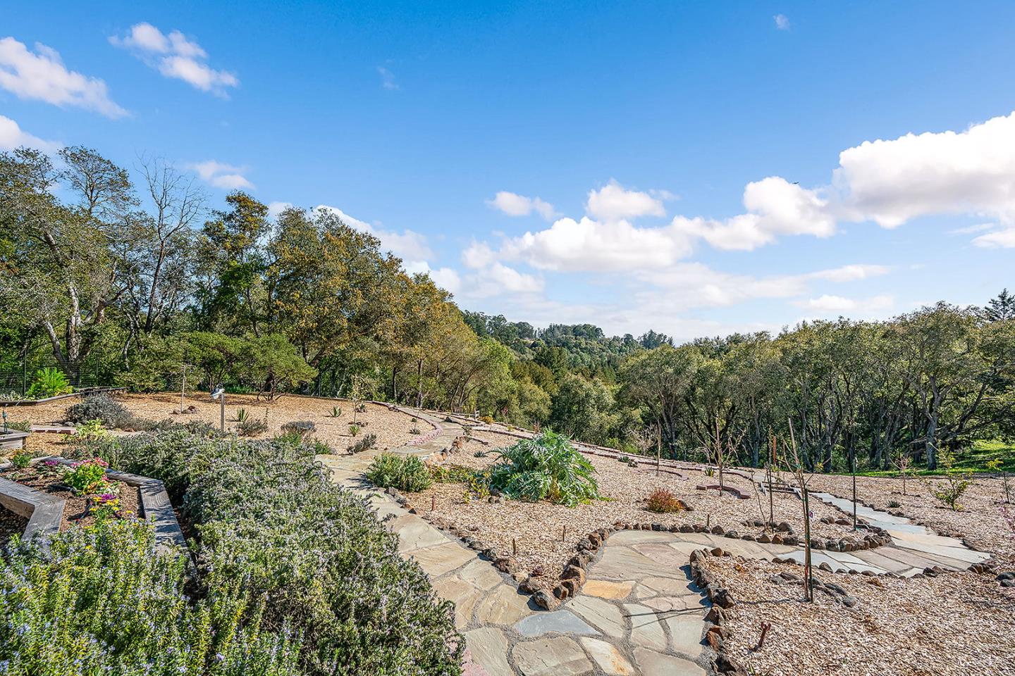Detail Gallery Image 84 of 161 For 4260 Paul Sweet Rd, Santa Cruz,  CA 95065 - 5 Beds | 4/1 Baths