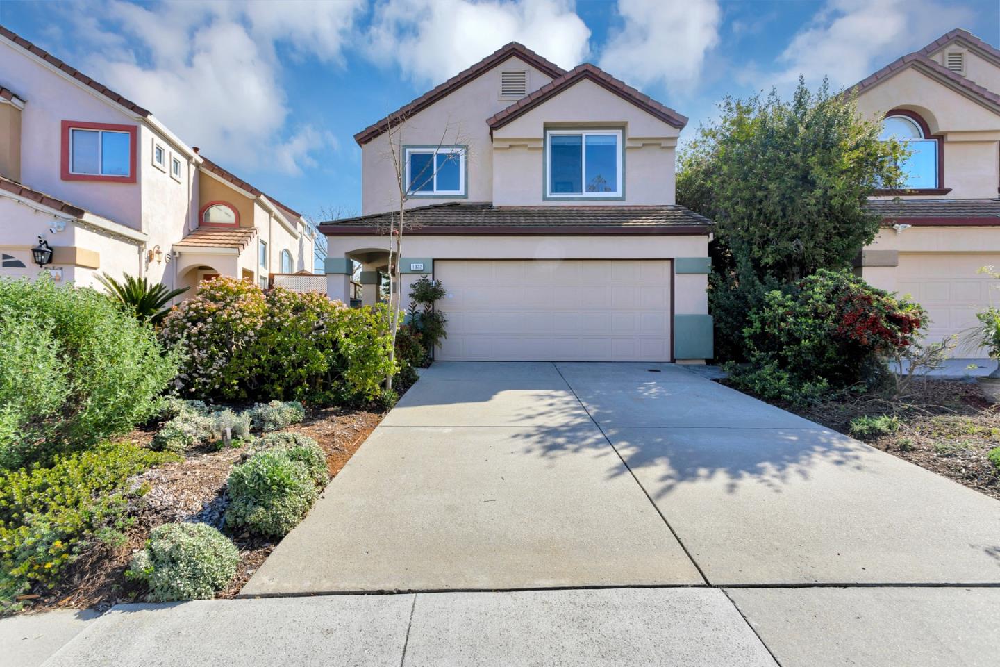 Detail Gallery Image 1 of 1 For 1322 Elkwood Dr, Milpitas,  CA 95035 - 4 Beds | 2/1 Baths