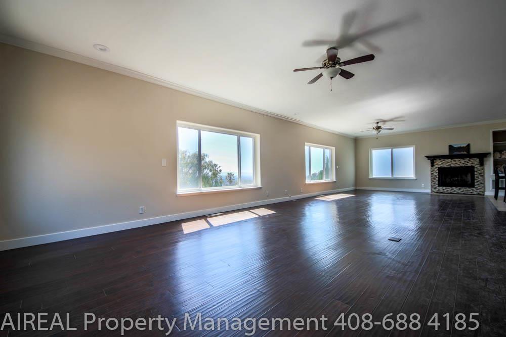 Detail Gallery Image 1 of 1 For 15707 Highland Dr, San Jose,  CA 95127 - 3 Beds | 0/1 Baths