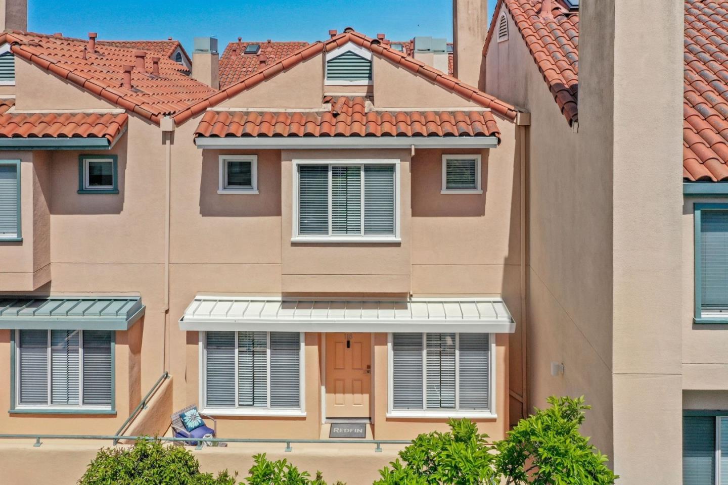 Detail Gallery Image 45 of 56 For 25 Mcaker Ct #118,  San Mateo,  CA 94403 - 3 Beds | 2/1 Baths