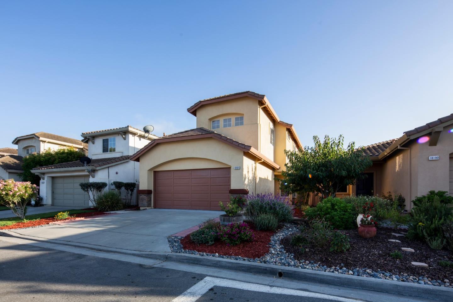 Detail Gallery Image 1 of 1 For 18194 Stonegate Ct, Salinas,  CA 93908 - 3 Beds | 2/1 Baths