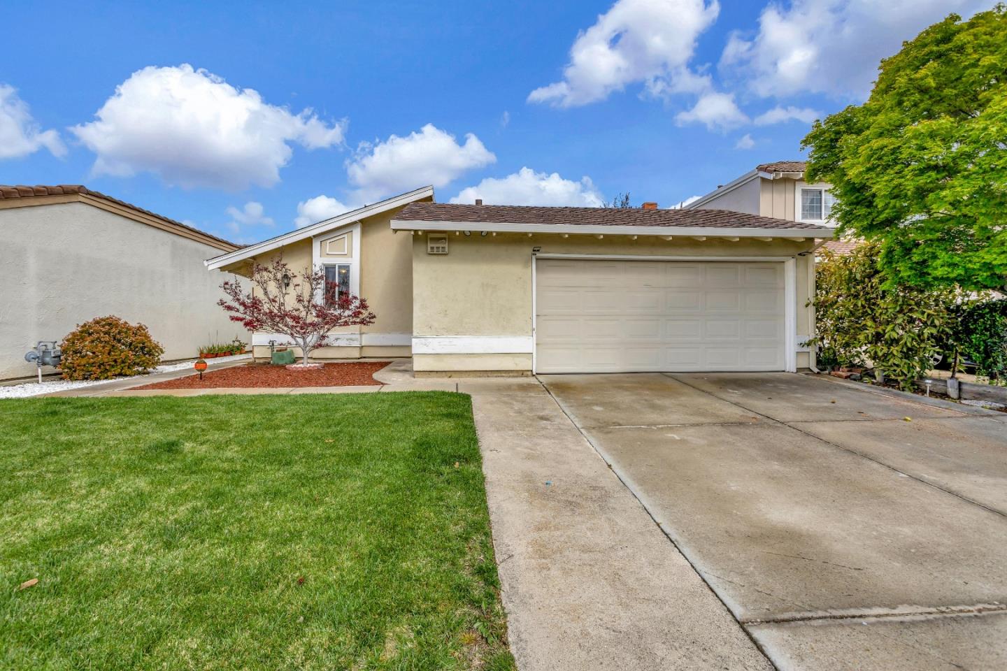 Detail Gallery Image 1 of 1 For 2315 Four Oaks Ct, San Jose,  CA 95131 - 4 Beds | 2 Baths