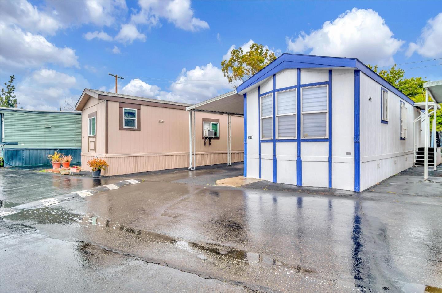 Detail Gallery Image 3 of 26 For 1500 Virginia Pl #108,  San Jose,  CA 95116 - 2 Beds | 1 Baths