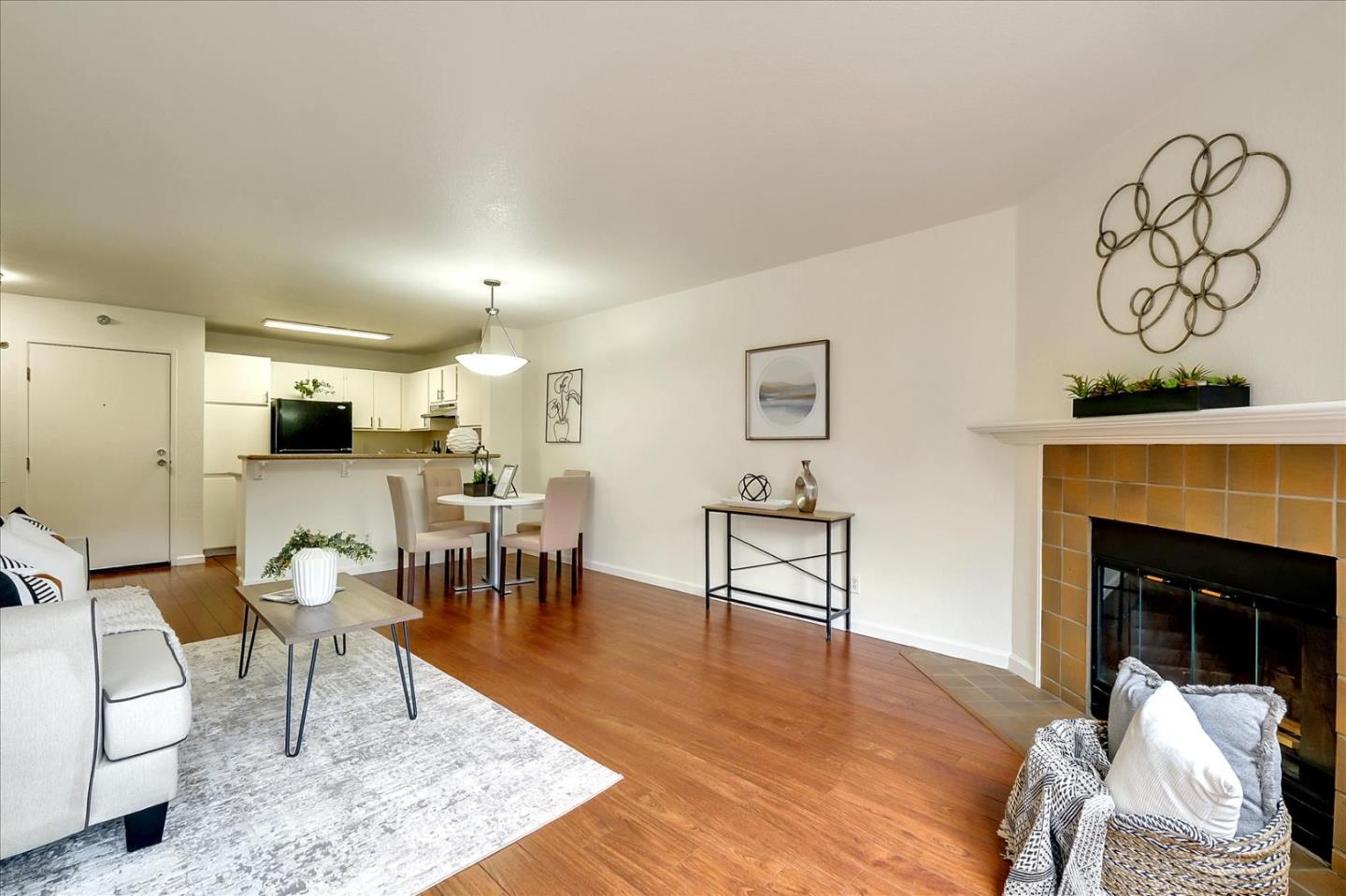 Detail Gallery Image 9 of 12 For 39059 Guardino #104,  Fremont,  CA 94538 - 1 Beds | 1 Baths
