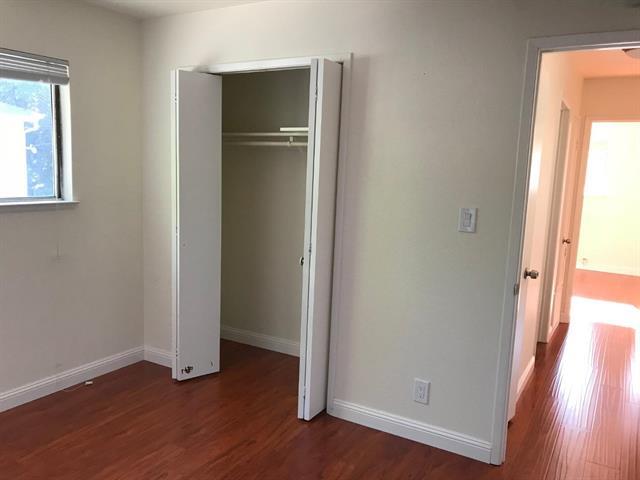 Detail Gallery Image 7 of 12 For 670 Azara Pl #4,  Sunnyvale,  CA 94086 - 3 Beds | 1/1 Baths